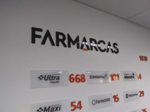 Implementação da nova Comunicação Visual da Farmarcas