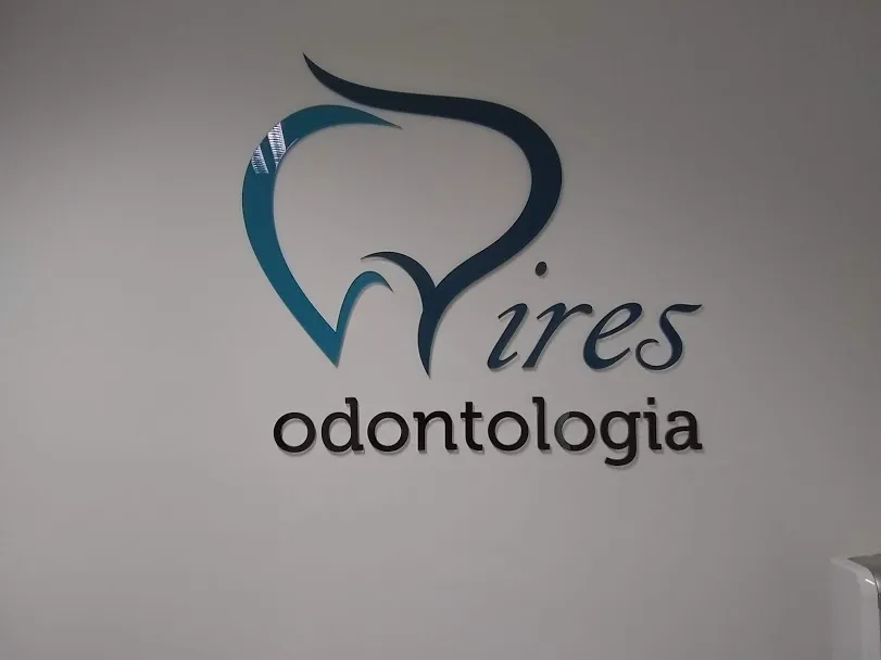 Letra-caixa para Clínica Odontológica