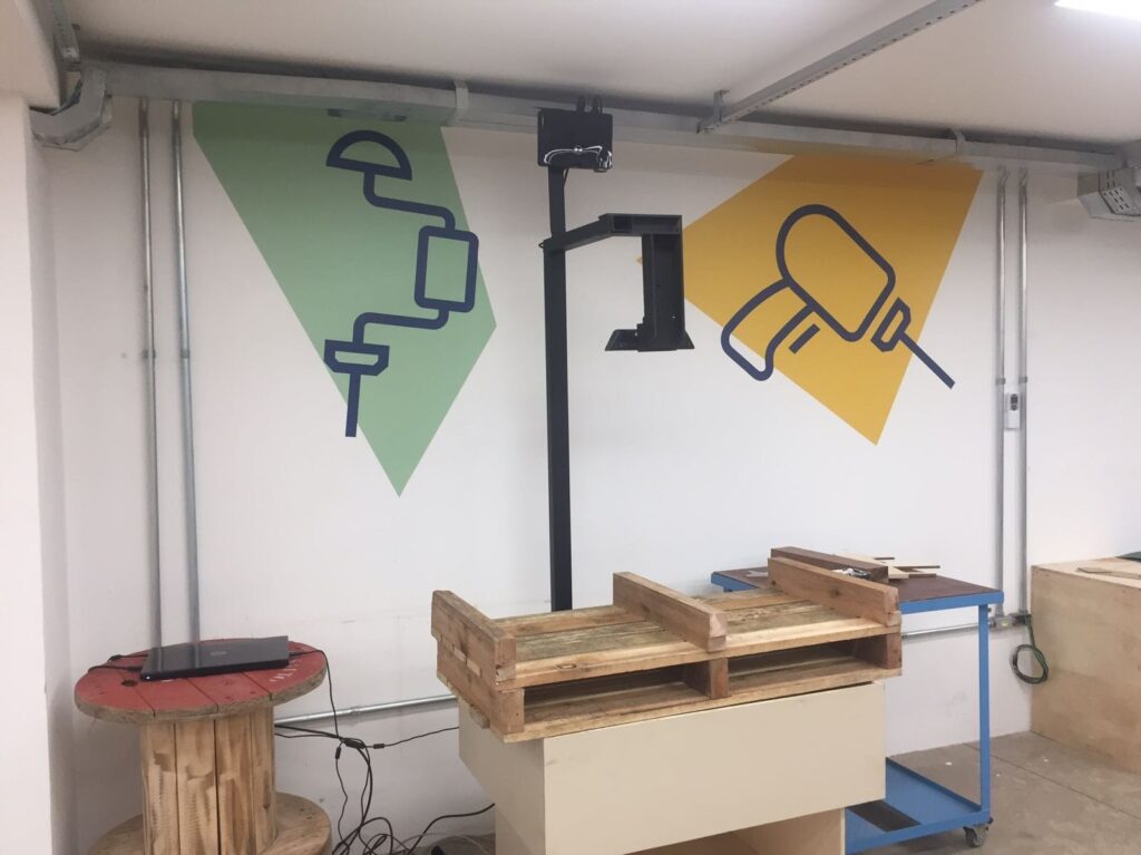 Comunicação visual para escola.