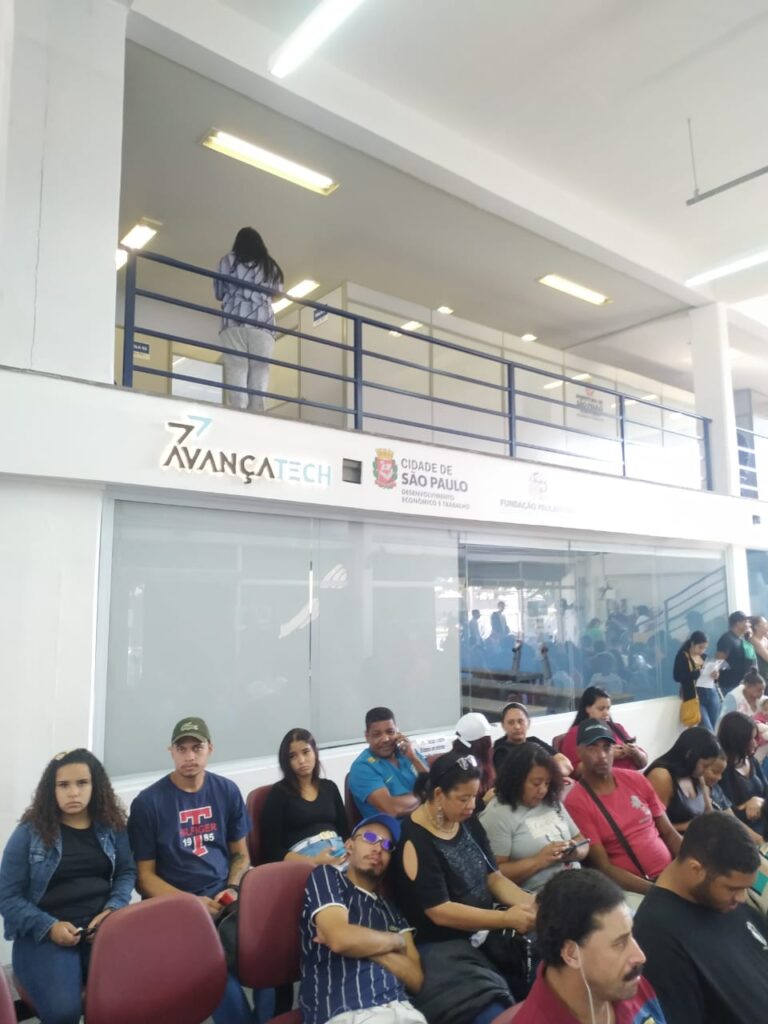 Comunicação visual para instituição. 