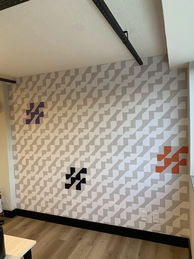 Adesivo personalizado para parede.