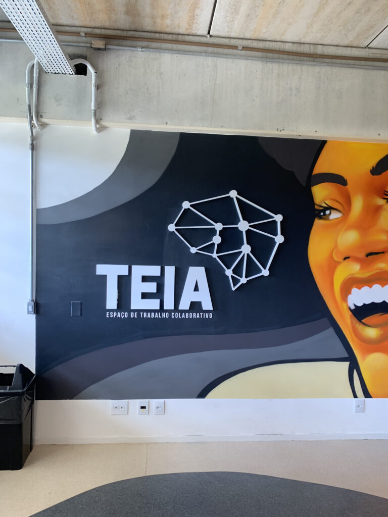 Adesivos personalizados para parede.