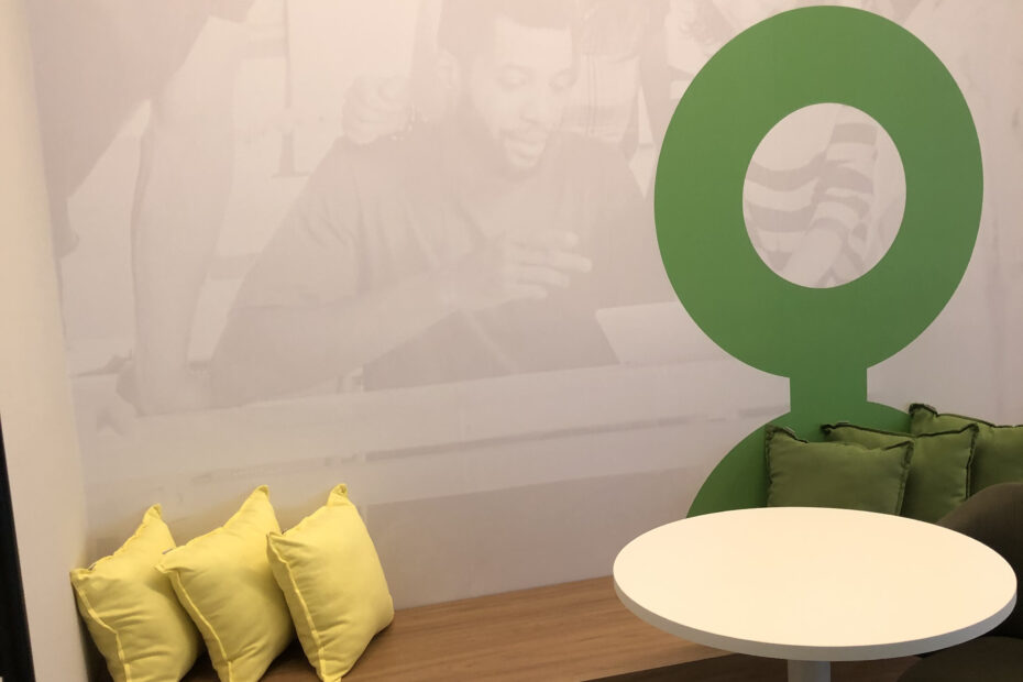 Envelopamento de parede.